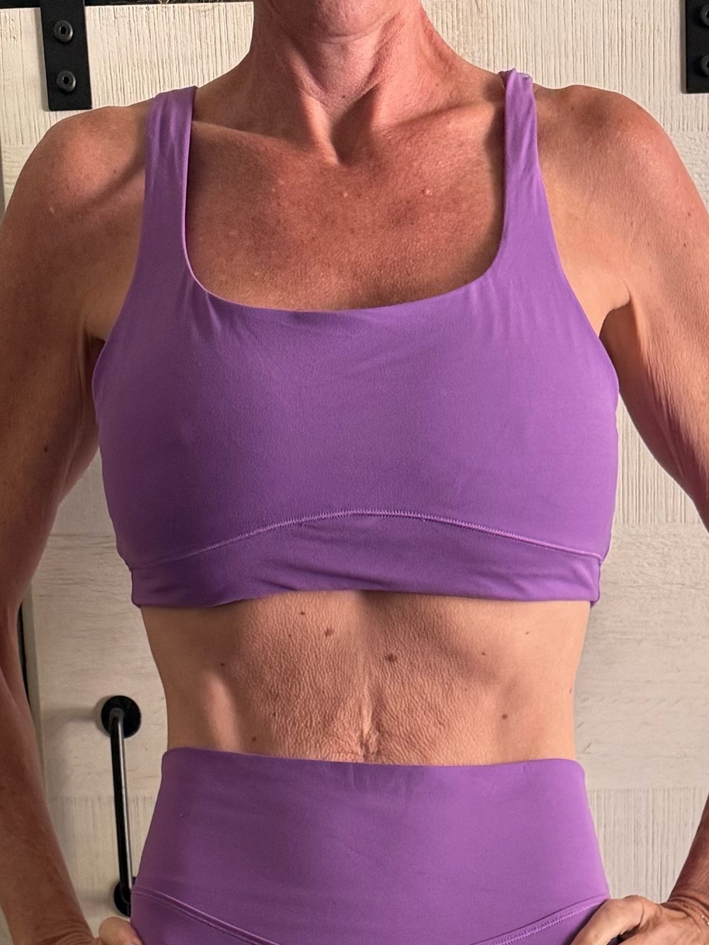 Vuori AllTheForm Sports Bra size Large Bright Violet